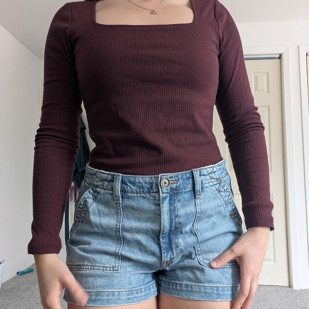 Women's Burgundy Long Sleeve Top
